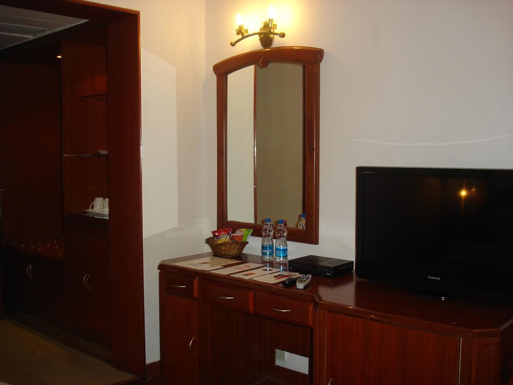 J'S Inn New Delhi Ngoại thất bức ảnh
