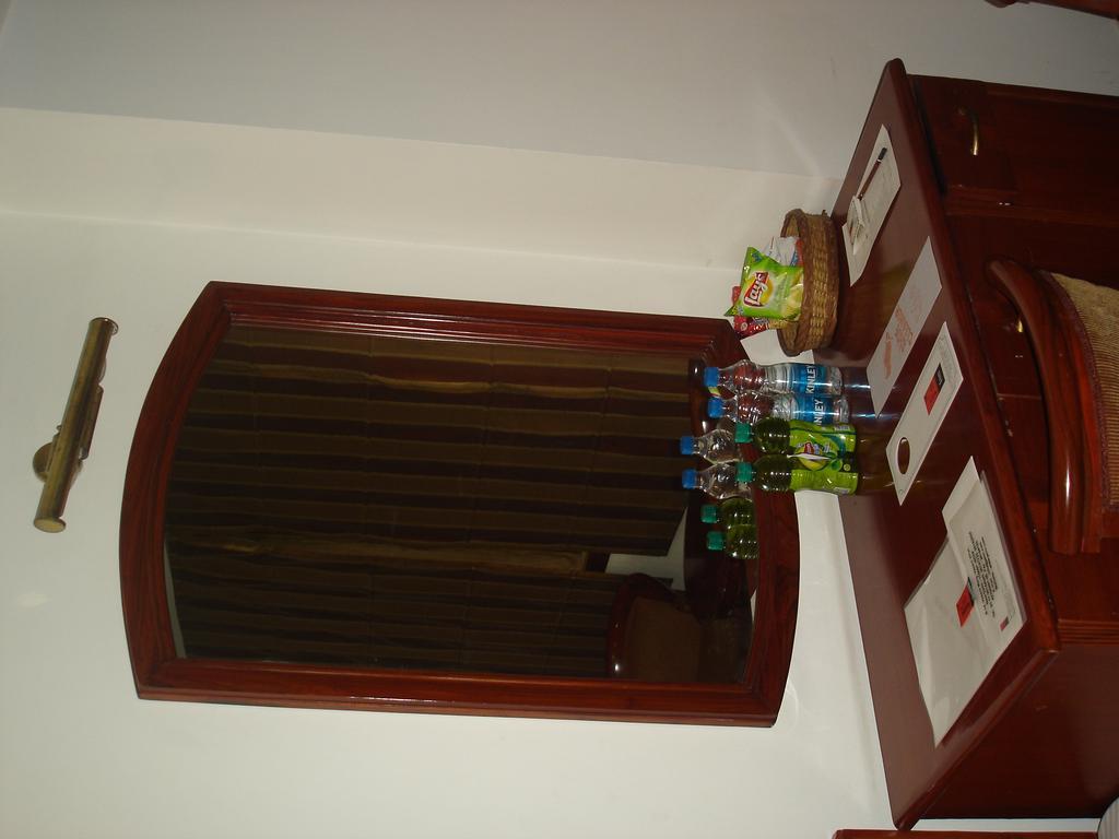 J'S Inn New Delhi Ngoại thất bức ảnh