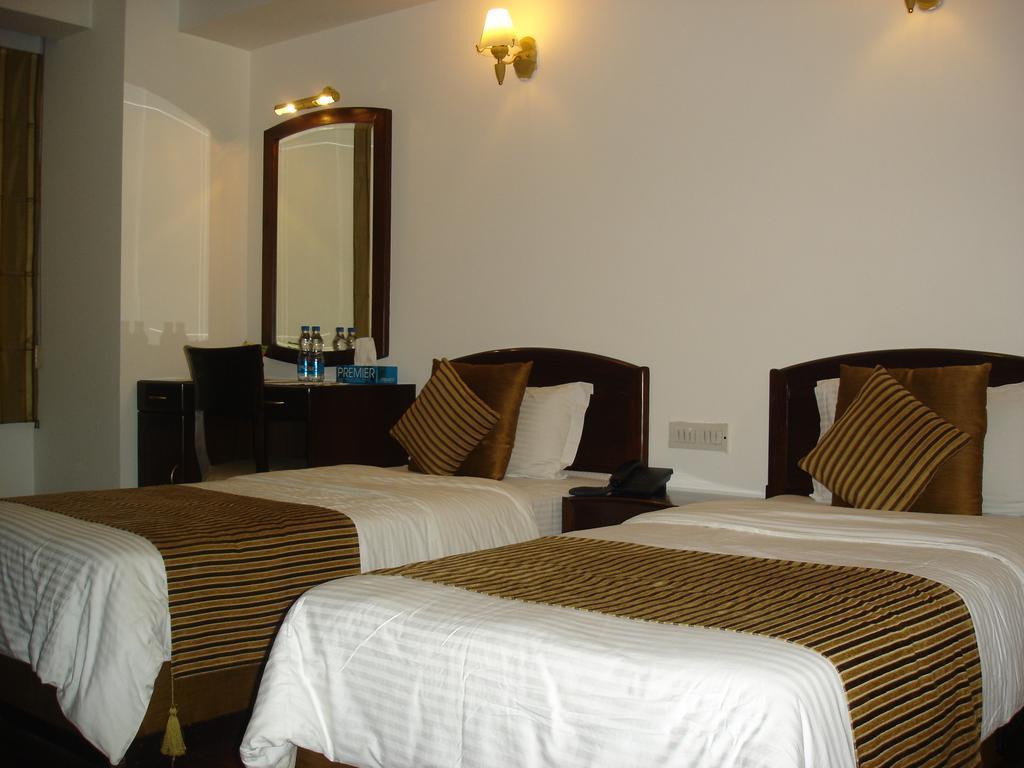 J'S Inn New Delhi Ngoại thất bức ảnh