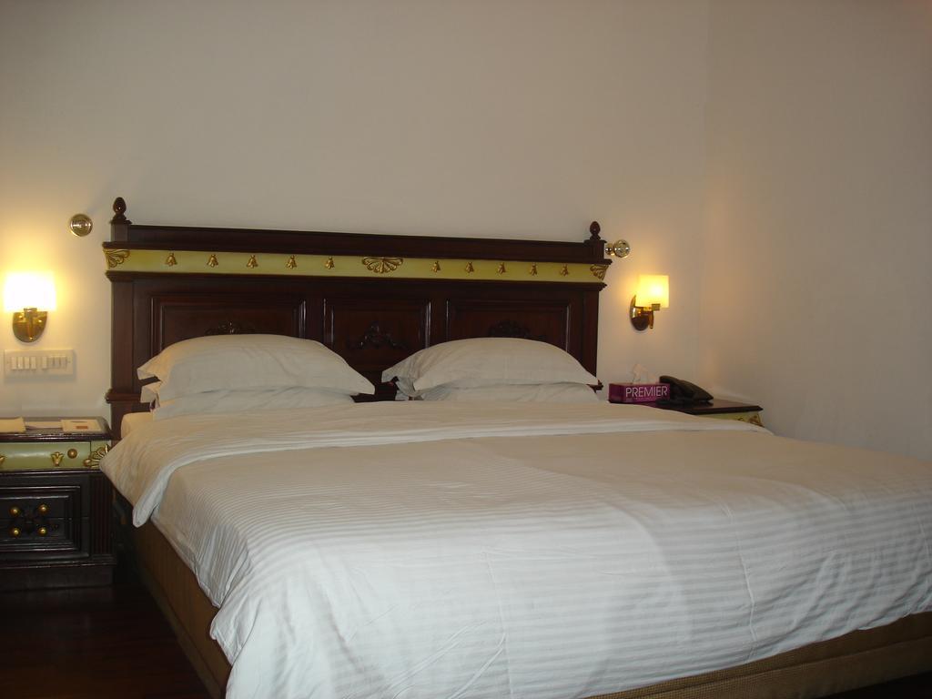 J'S Inn New Delhi Ngoại thất bức ảnh