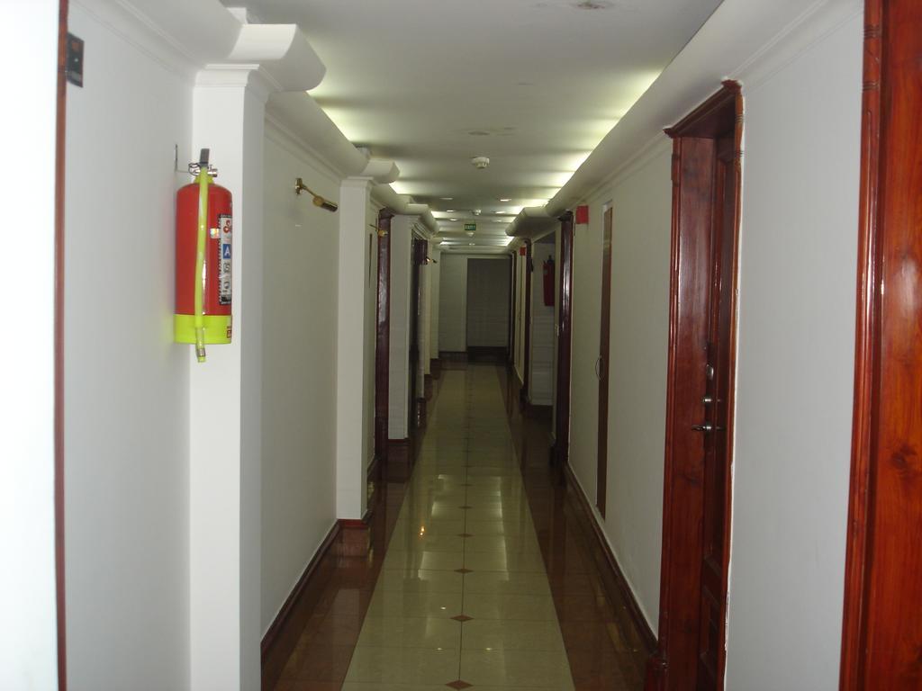 J'S Inn New Delhi Ngoại thất bức ảnh