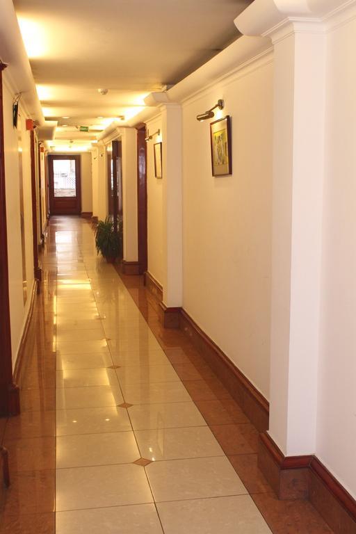 J'S Inn New Delhi Ngoại thất bức ảnh